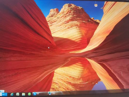 15.6 Zoll Industrie-LCD-Touchscreen-Panel PC mit XDR-OLED-Display