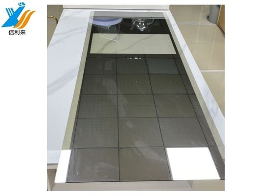 Anpassbarer LED-Touchscreen Smart Mirror mit verschiedenen Betriebssystemen G+G-Struktur wasserdicht für Smart Home Bad